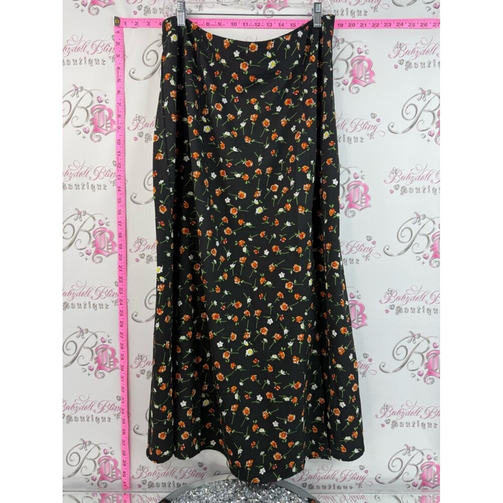 Berrylush skirt maxi Black Floral A-Line Maxi Skirt with Orange & White Blooms
